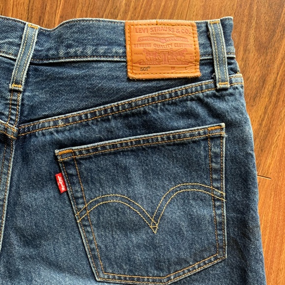 Levi’s 501 High Rise Premium Denim Short - Picture 3 of 8